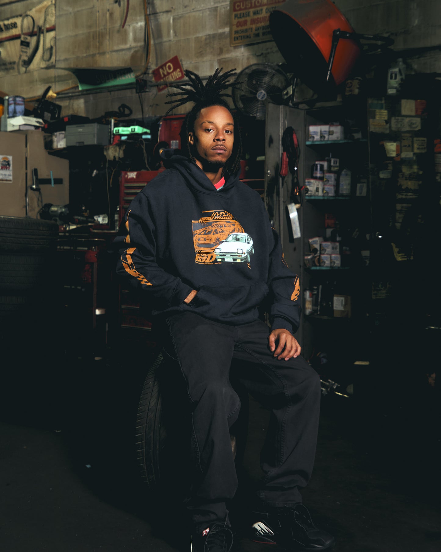 INITIAL D VEHICLE HOODIE (BLACK)