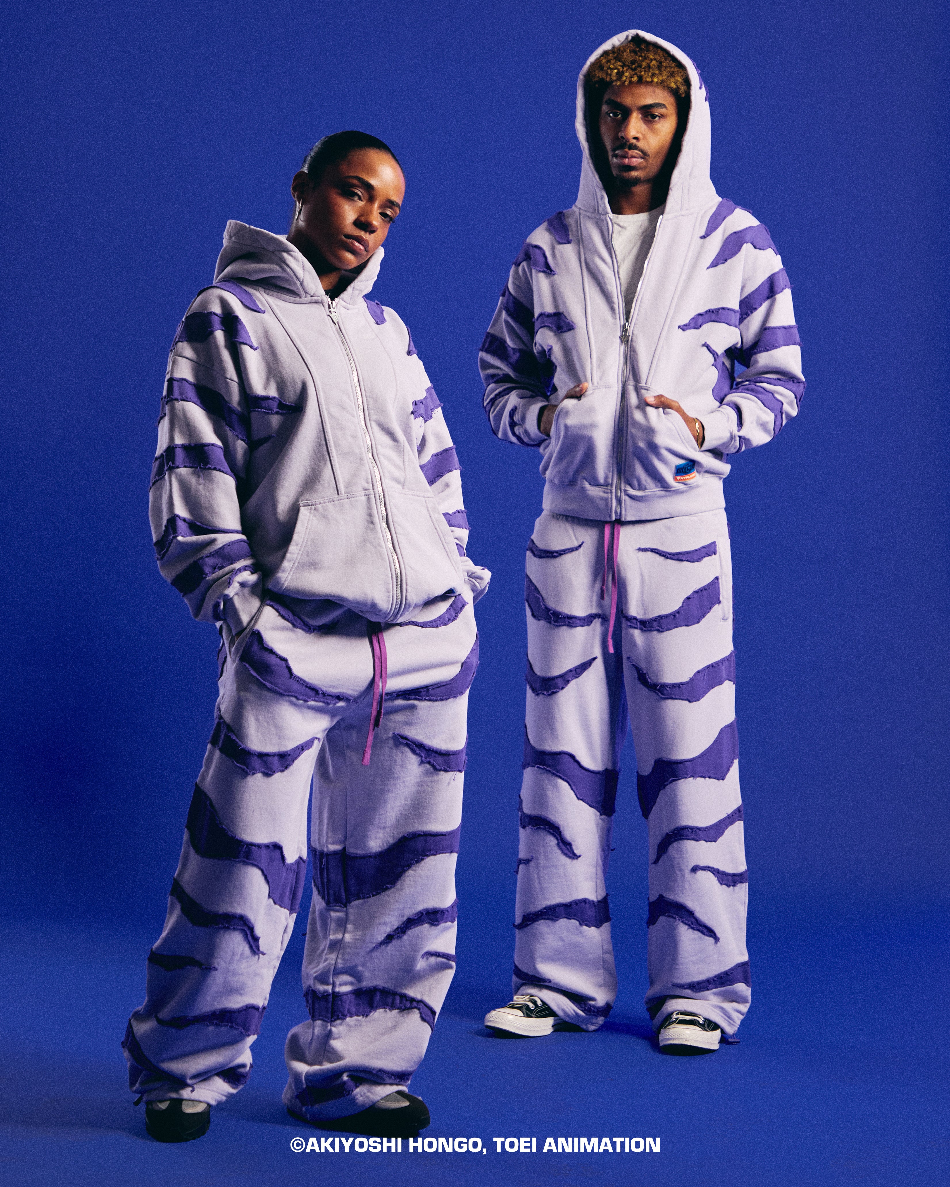 DIGIMON GARURUMON SWEAT PANTS (GREY/BLUE) – Hypland